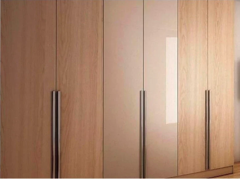Placard de frentes de madera · Guardado · Ref. WAO-AR-P033-R05