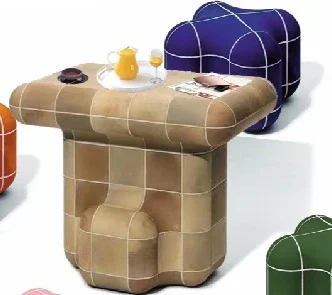 Mesa con asiento de líneas redondeadas · Mesas & escritorios · Ref. WAO-AR-P039-R15