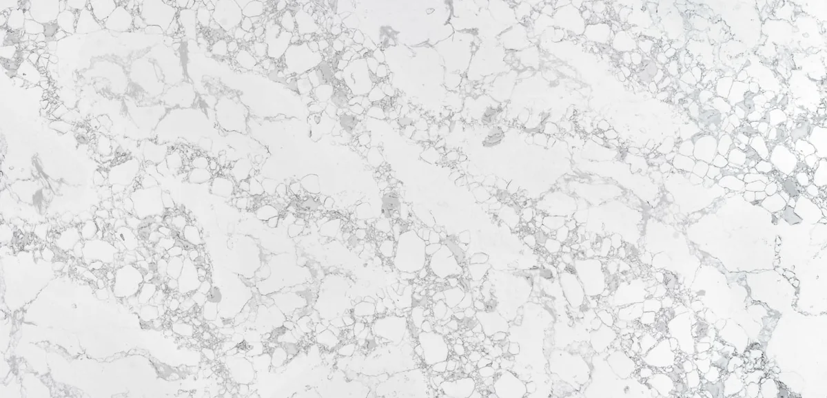 VEMY VM-20211013 · Blanco con dibujo gris brechado · Piedra & travertino · Ref. VM-20211013