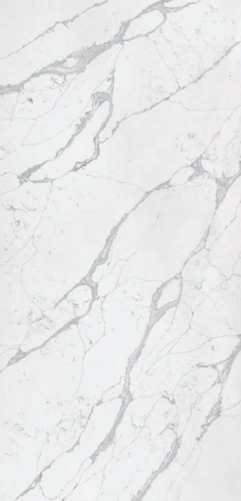 ALLURE PL11001 · Blanco con vetas grises amplias · Ref. PL11001